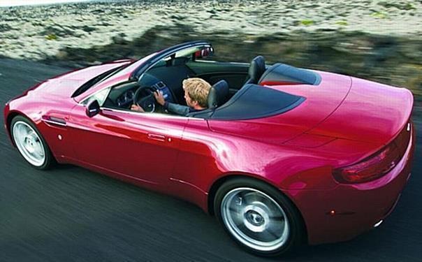 V8 Vantage Roadster 